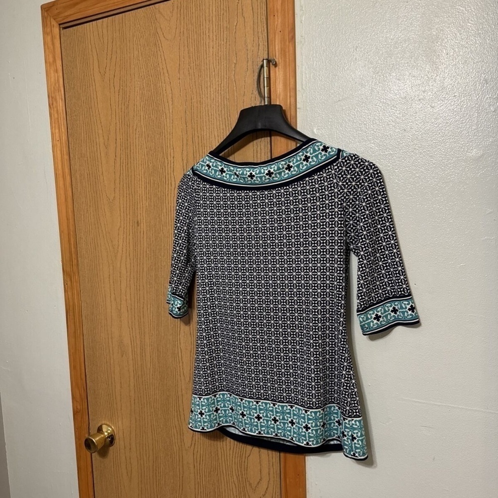 Max Studio Medium Multi-Color w/Geometric Print 3/4 Sleeve Boatneck Blouse - EUC - Picture 2 of 4